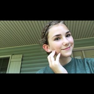 Meet your Posher, Alexanne